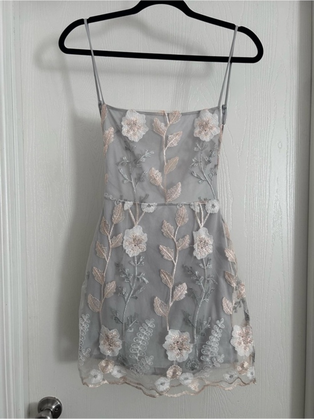 Lucy in the Sky 3D strappy dress XS